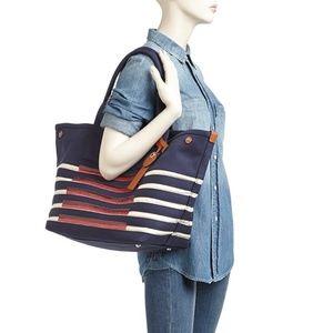 MARC JACOBS ST TROPEZ LG CANVAS TOTE PRUSSIAN BLUE